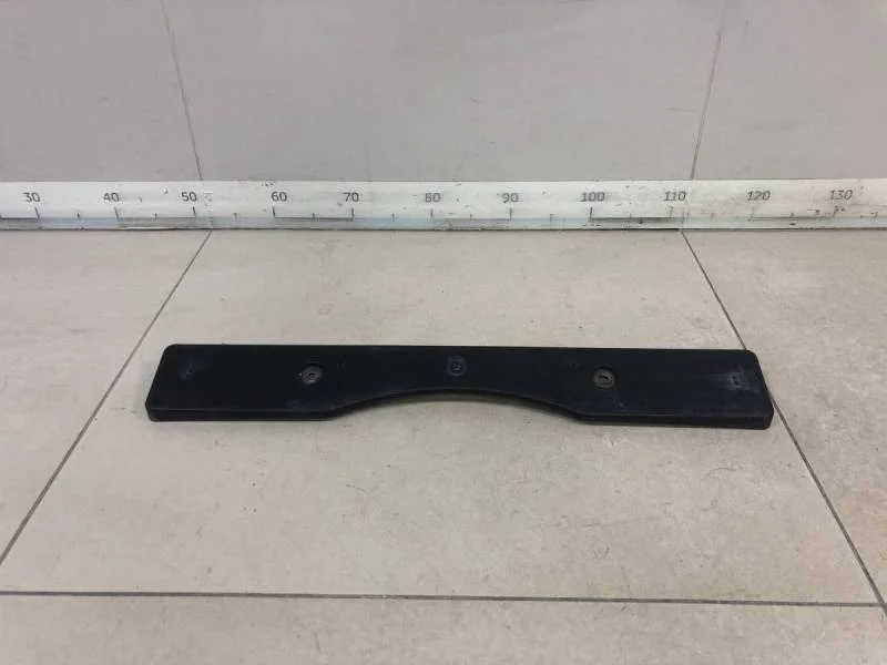 Накладка переднего бампера под номер Toyota Camry (V50) 2011-2017