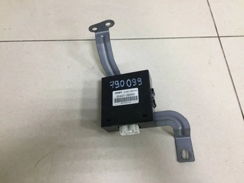 Блок электронный Kia Sorento (XM) 2009>