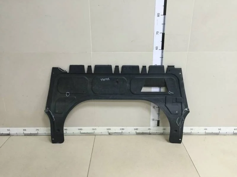 Пыльник двигателя центральный Skoda Fabia (NJ) 2014>