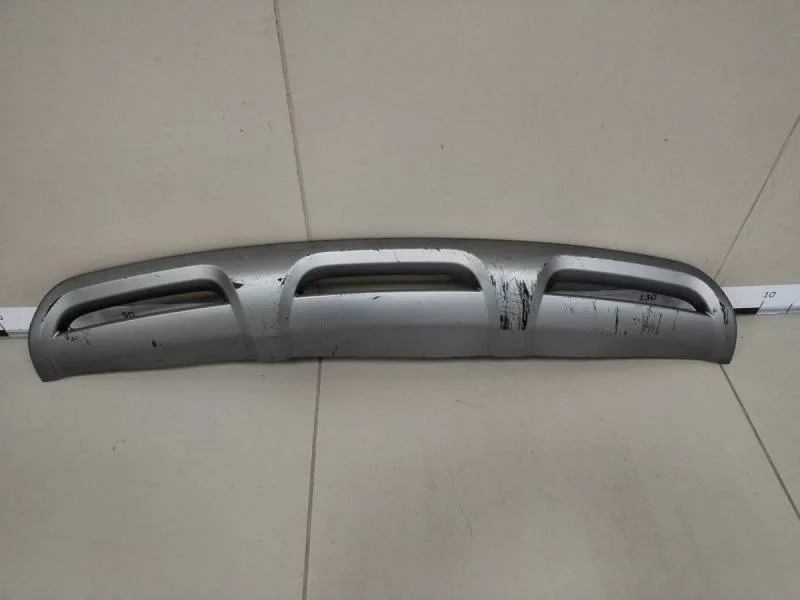 Накладка переднего бампера центральная Hyundai Santa Fe 3 (DM) 2012>