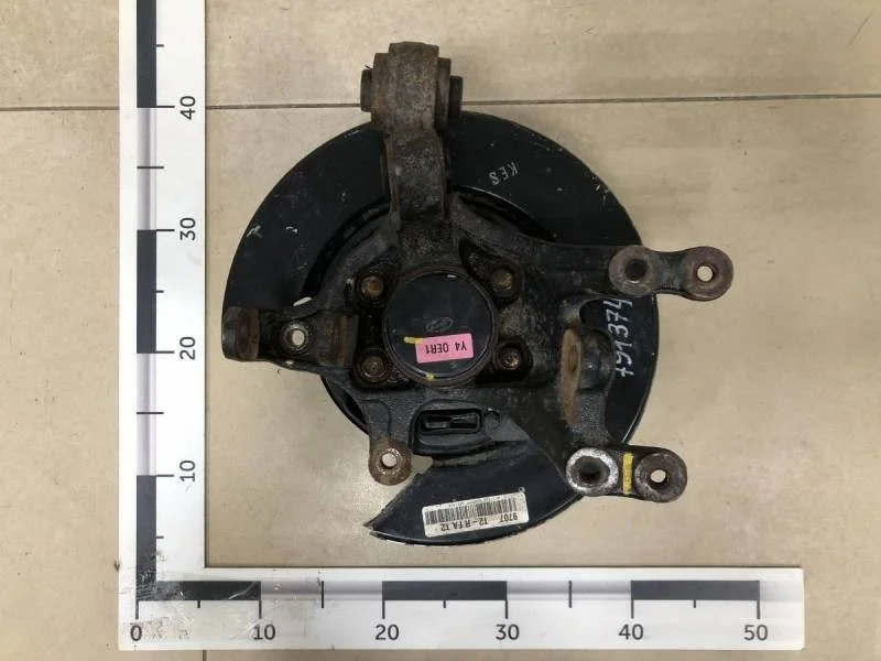 Кулак поворотный задний правый Kia Optima 3 (TF) 2010-2015