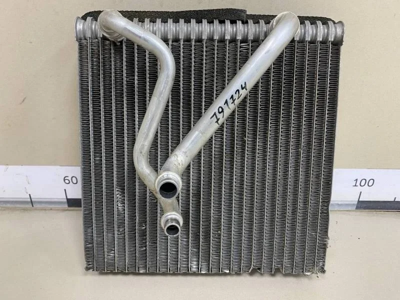 Испаритель кондиционера Volkswagen Tiguan (5N2) 2011-2016