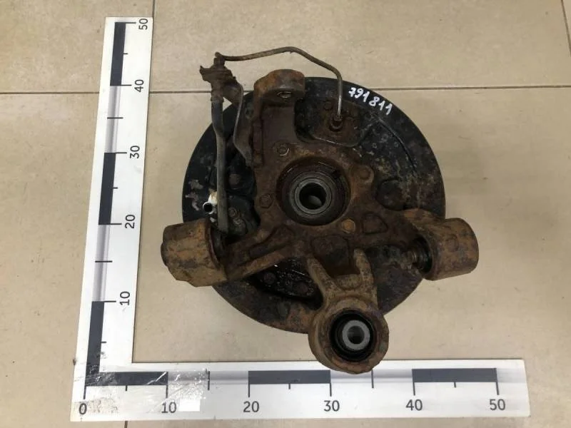 Кулак поворотный задний правый Suzuki Grand Vitara 2005-2015