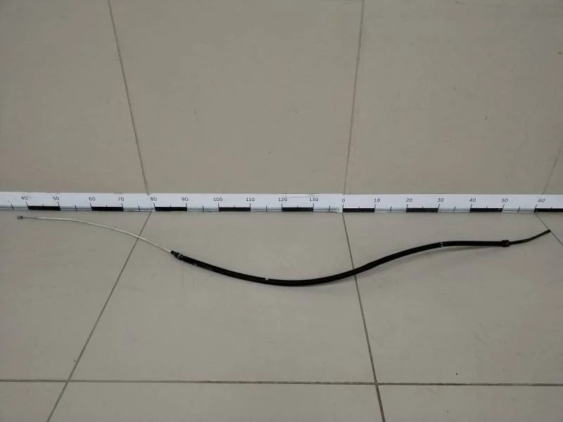 Трос стояночного тормоза Volkswagen Polo (Sed RUS) 2011>