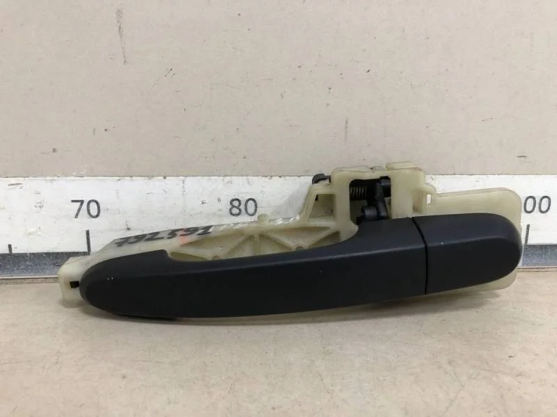 Ручка двери задней наружная правая Kia Sorento (XM) 2009>