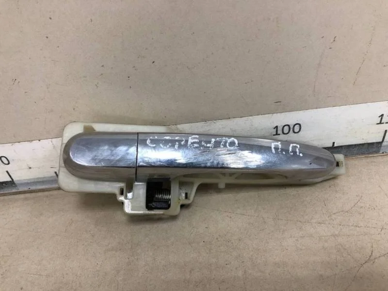 Ручка двери передней наружная правая Kia Sorento (XM) 2009>