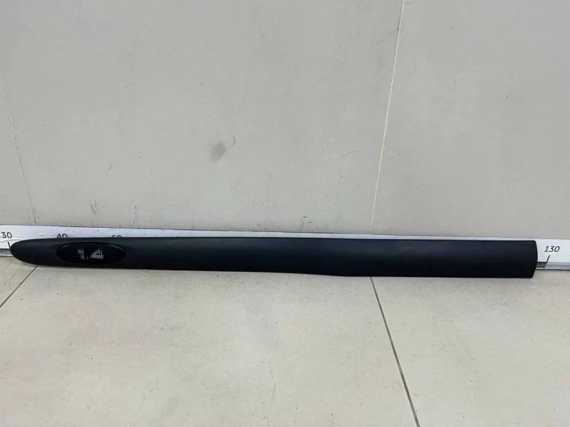 Молдинг передней левой двери Renault Symbol (2) 2008-2012