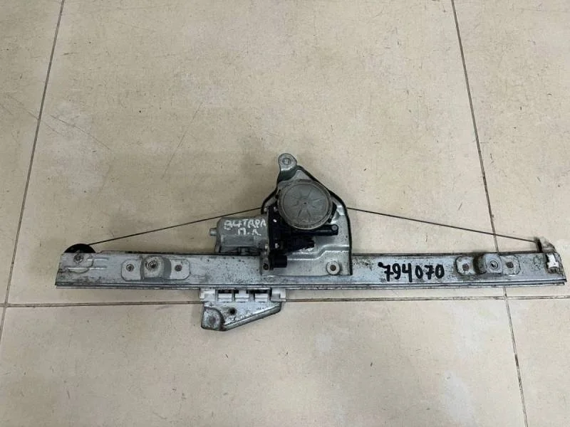 Стеклоподъемник электр. передний левый Suzuki Grand Vitara 2005-2015