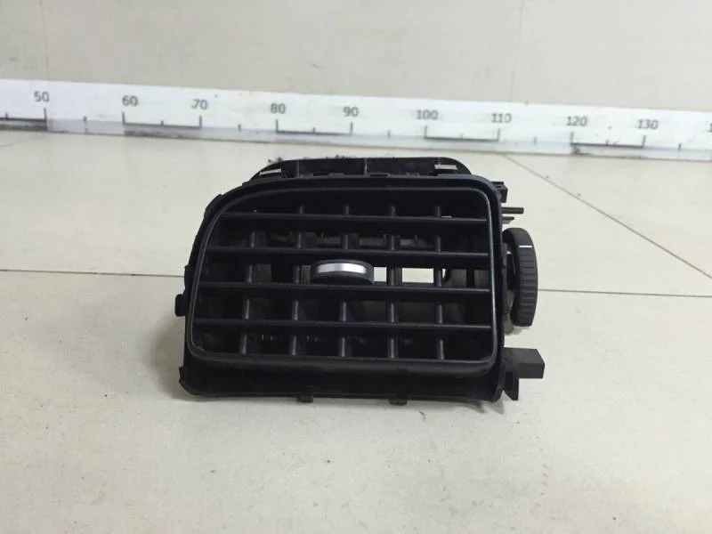 Дефлектор воздушный Volkswagen Polo (Sed RUS) 2011>