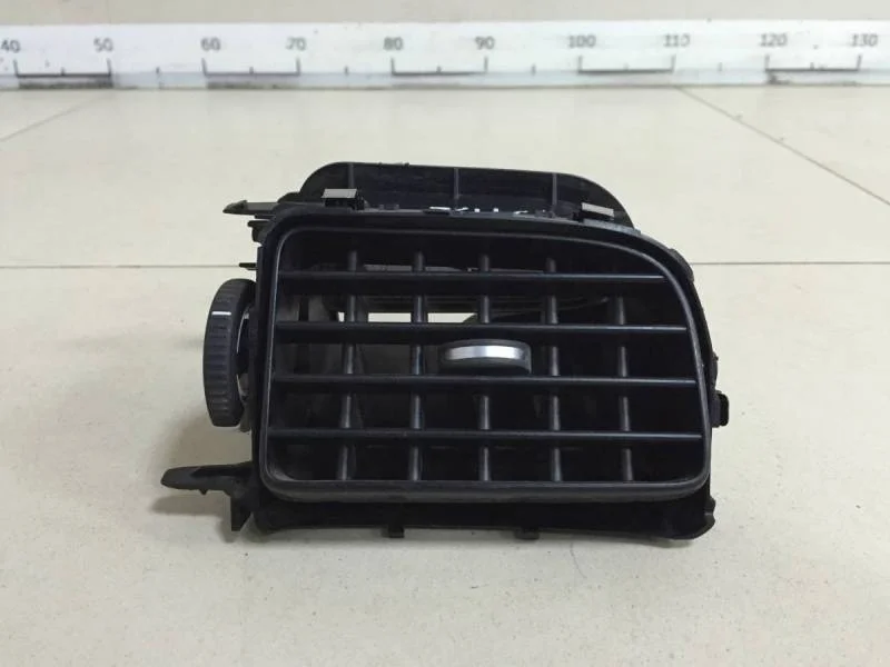 Дефлектор воздушный Volkswagen Polo (Sed RUS) 2011>