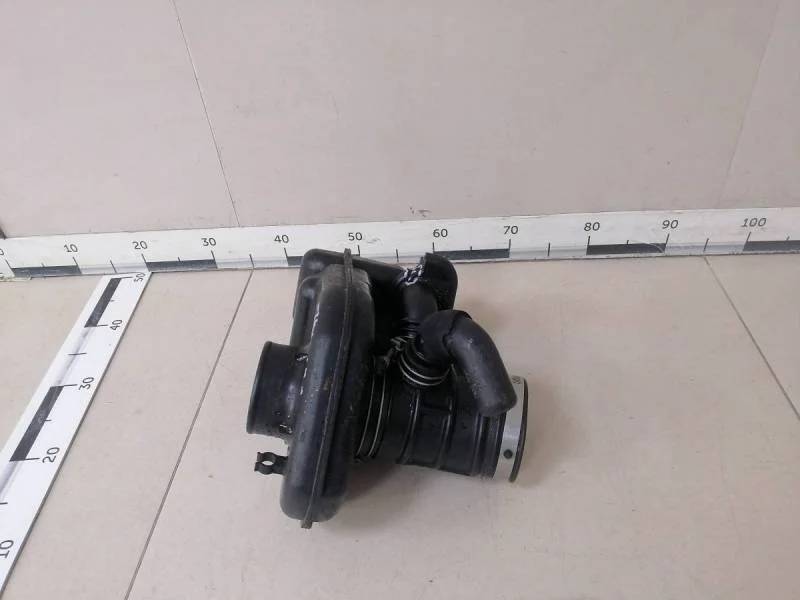 Резонатор воздушного фильтра Nissan Murano (Z50) 2004-2008