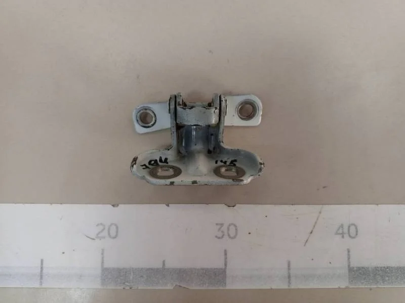 Петля двери задней левой верхняя Chevrolet Cruze (J300) 2009-2016