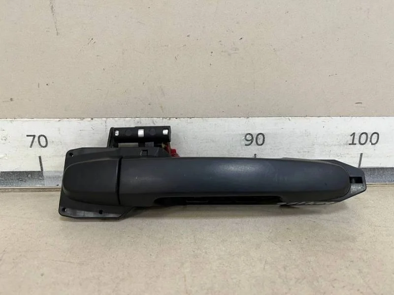 Ручка двери передней наружная правая Toyota Hilux 2004-2015