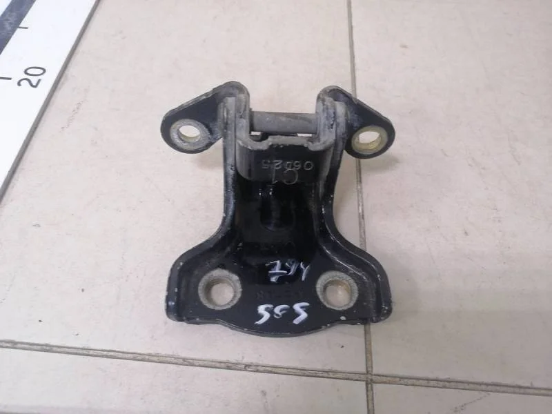 Петля двери Chevrolet Captiva (C100) 2006-2011