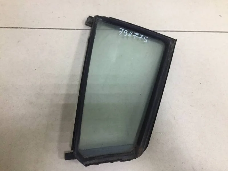 Стекло двери задней левой (форточка) Mazda Mazda 3 (BK) 2002-2009