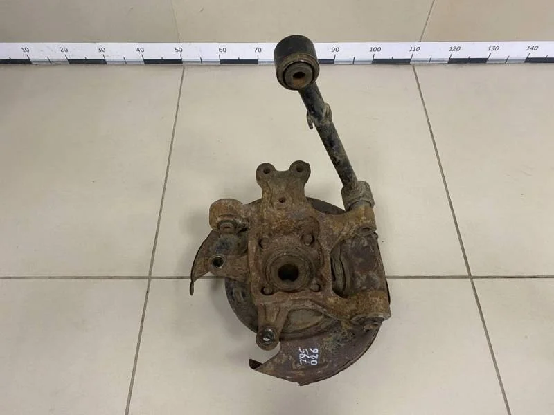 Кулак поворотный задний правый Chevrolet Captiva (C100) 2006-2011