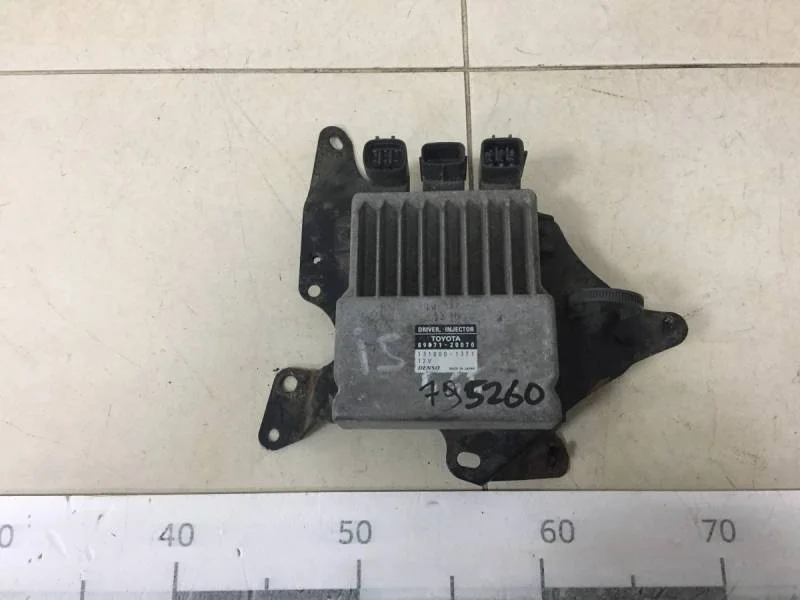 Блок электронный Lexus IS 250/350 2005-2013