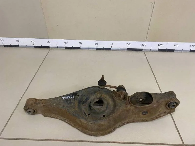 Рычаг задний нижний левый Mitsubishi Outlander XL (CW) 2006-2012