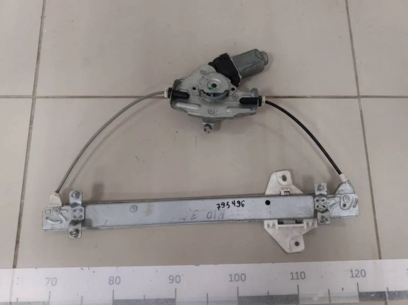 Стеклоподъемник электр. задний правый Hyundai Solaris 2010-2017