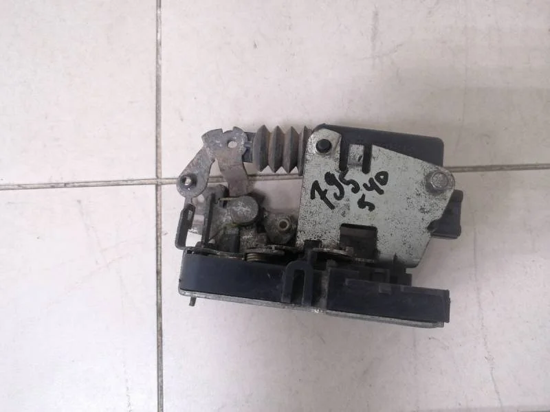 Замок двери задней правой Renault Logan (1) 2005-2014