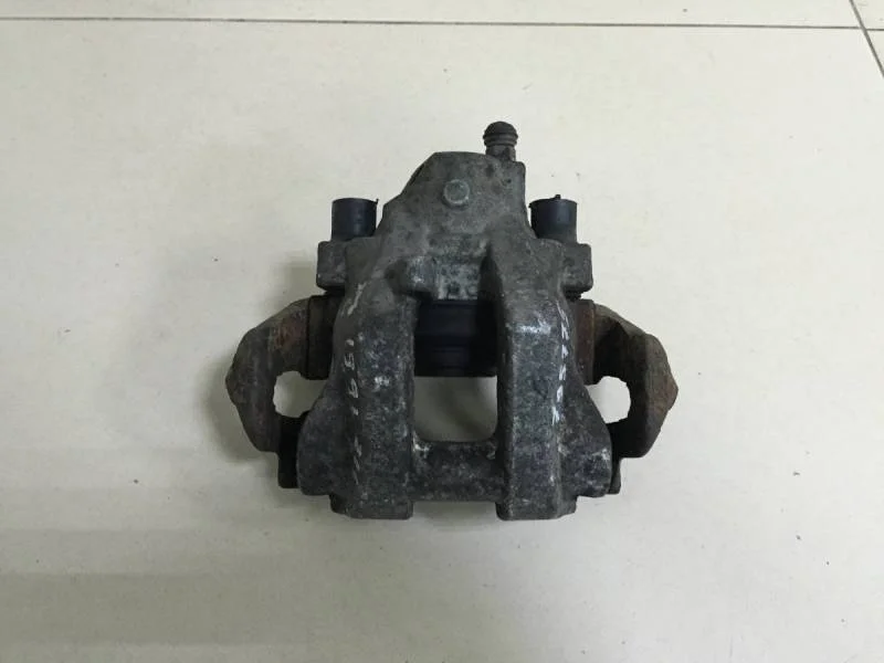 Суппорт задний левый Mercedes-Benz E-Class (W211) 2002-2009