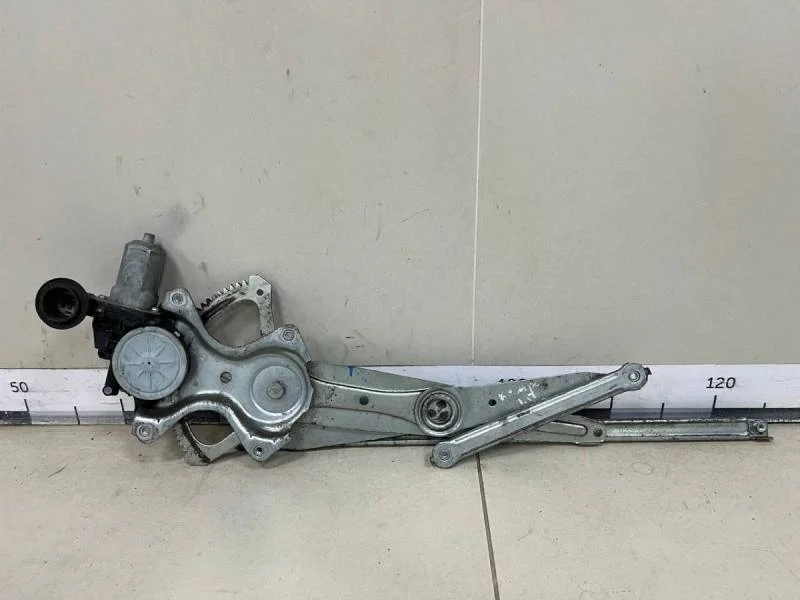 Стеклоподъемник электр. передний правый Toyota Camry (V40) 2006-2011