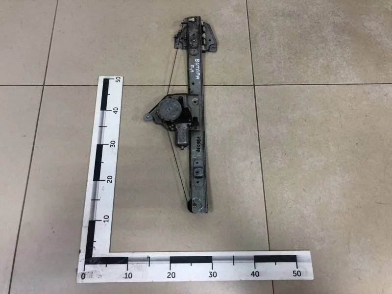 Стеклоподъемник электр. передний левый Suzuki Grand Vitara 2005-2015