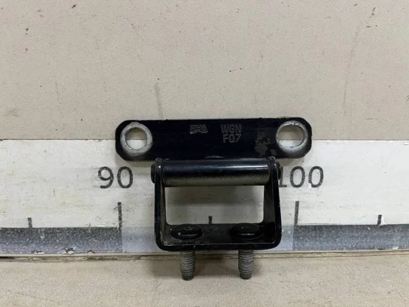 Петля двери багажника Hyundai ix35 (LM) 2010-2015