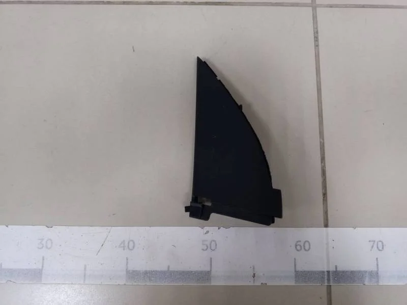 Крышка зеркала внутренняя левая Nissan X-Trail (T31) 2007-2014