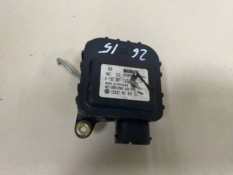 Моторчик заслонки печки Audi A6 (C5) 1997-2005
