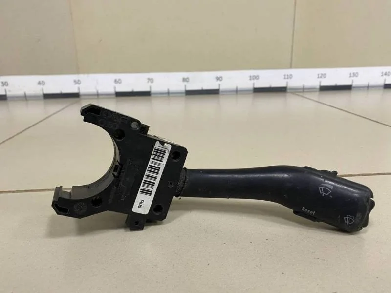 Переключатель стеклоочистителей Audi A6 (C5) 1997-2005