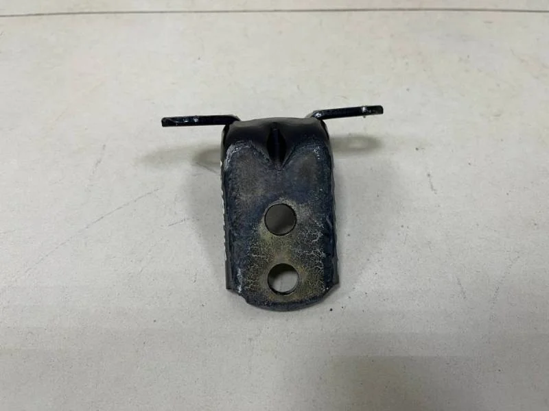 Петля двери передней левой верхняя Nissan Murano (Z50) 2004-2008