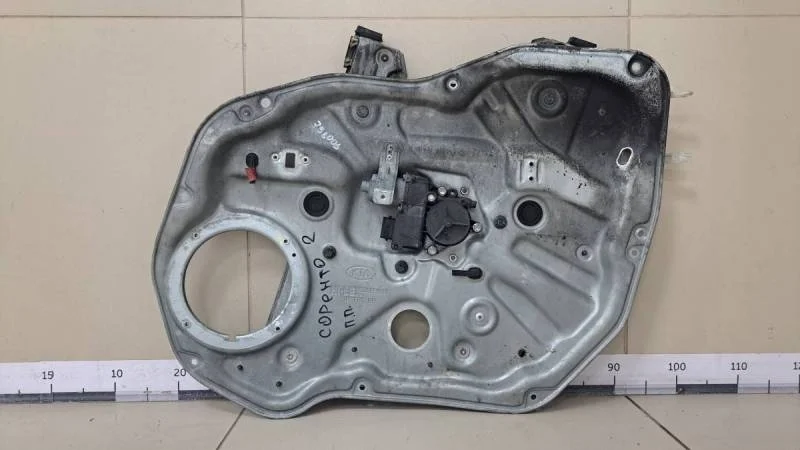 Стеклоподъемник электр. передний правый Kia Sorento (XM) 2009>