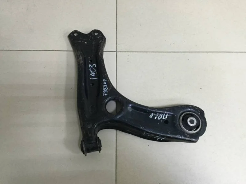 Рычаг передний правый Audi A1 (8X) 2010>