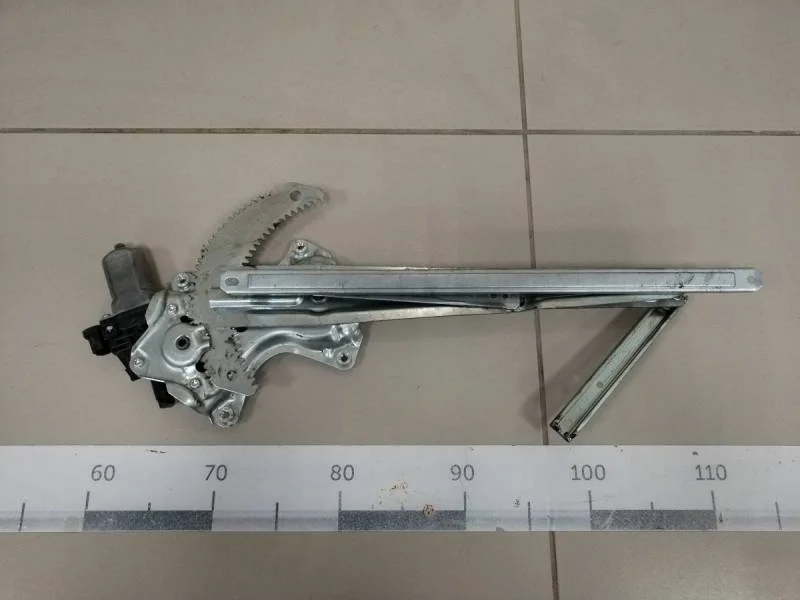 Стеклоподъемник электр. передний левый Mitsubishi Outlander (GF) 2012>