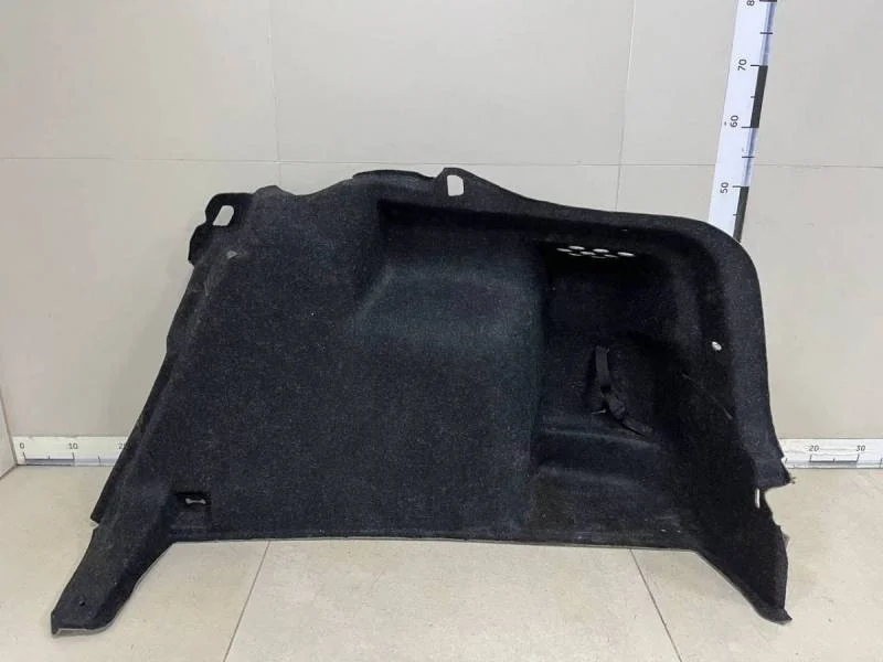 Обшивка багажника Skoda Rapid 2012-2020