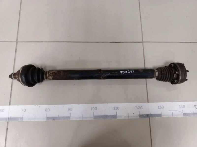 Полуось передняя левая Volkswagen Polo (Sed RUS) 2011>