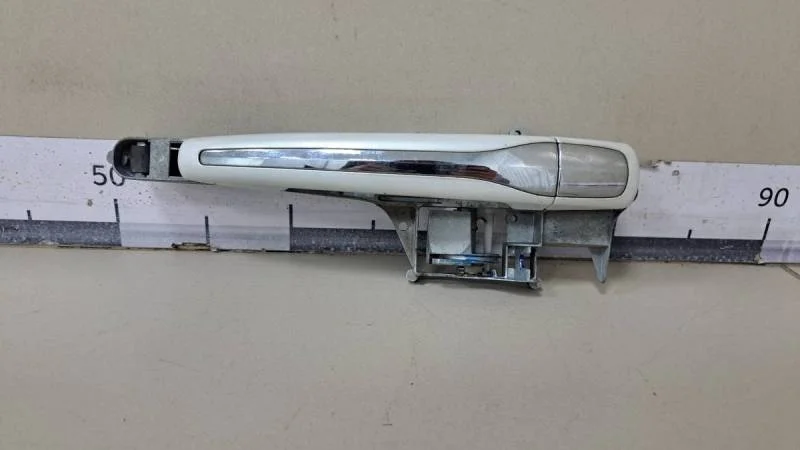 Ручка двери передней наружная правая Peugeot 308 2007>