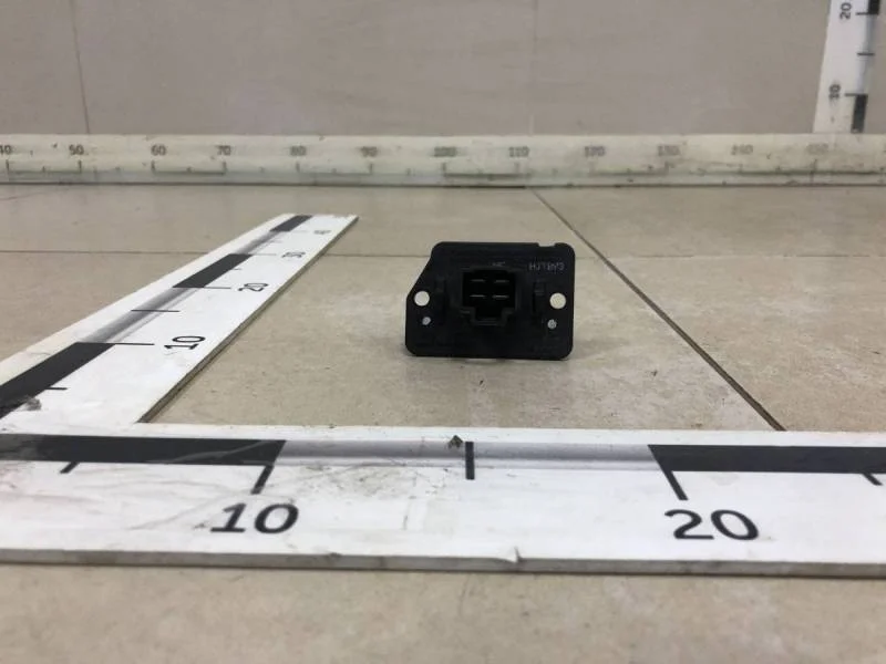 Резистор отопителя Kia Sportage 3 (SL) 2010-2015