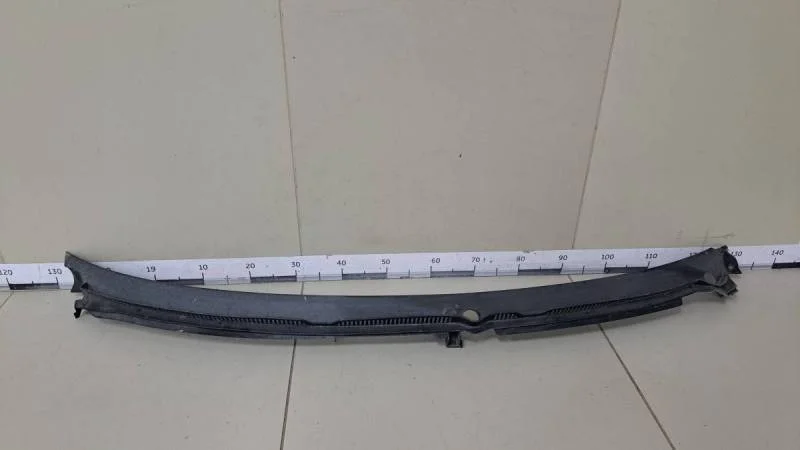 Решетка стеклооч. (планка под лобовое стекло, жабо) Audi A6 (C5) 1997-2005