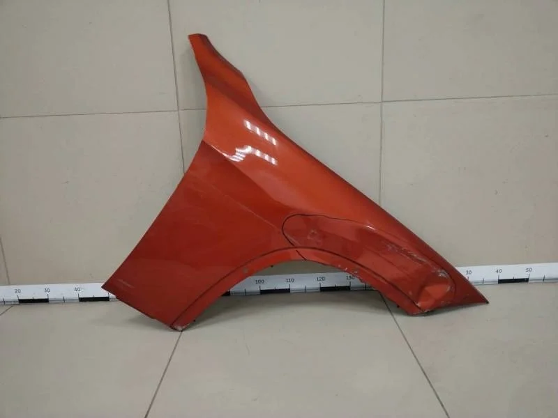 Крыло переднее правое BMW X1 E84 2009-2015