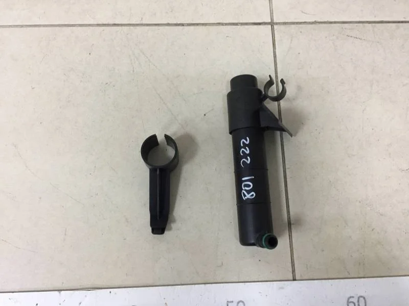 Форсунка омывателя фары Volkswagen Touareg (7L) 2002-2010