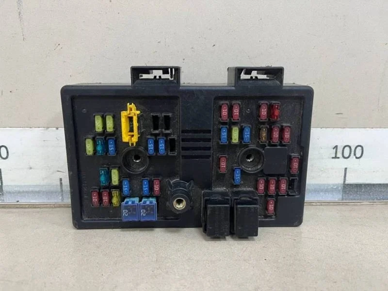 Блок предохранителей Chevrolet Captiva (C100) 2006-2011