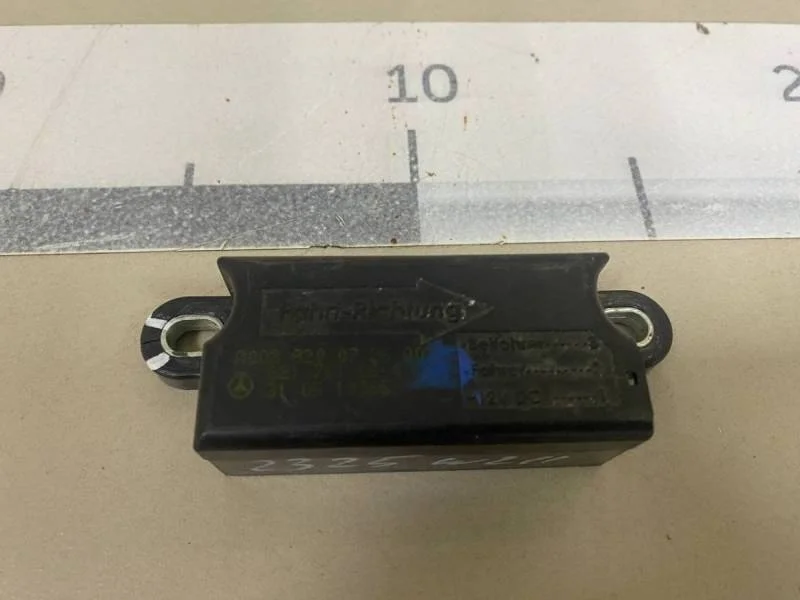 Датчик AIR BAG Mercedes-Benz C-Class (W203) 2000-2007