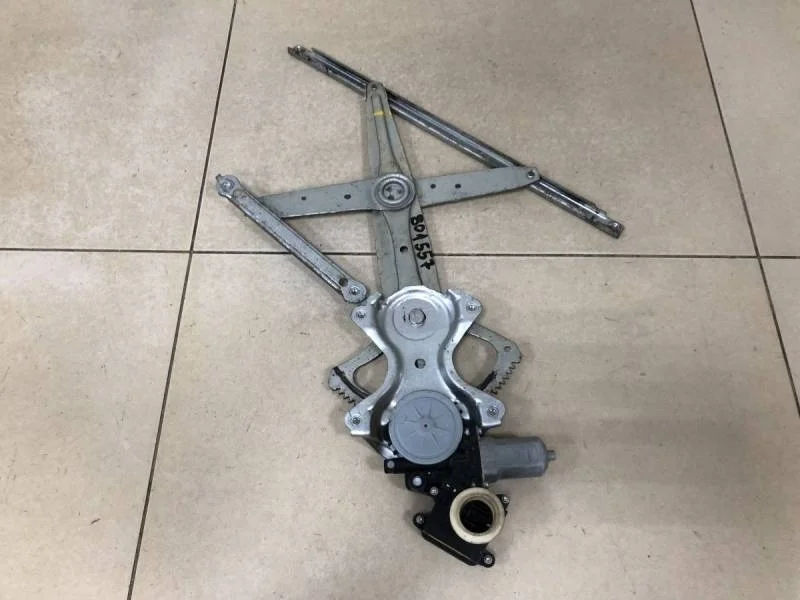 Стеклоподъемник электр. передний левый Toyota Corolla E150 2006-2013