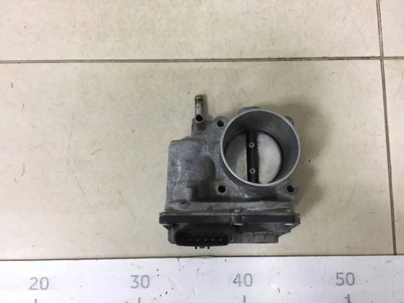 Заслонка дроссельная электрическая Toyota Corolla E150 2006-2013
