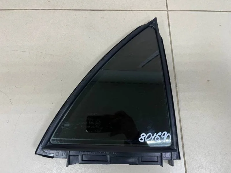 Стекло двери задней правой (форточка) Toyota Corolla E150 2006-2013