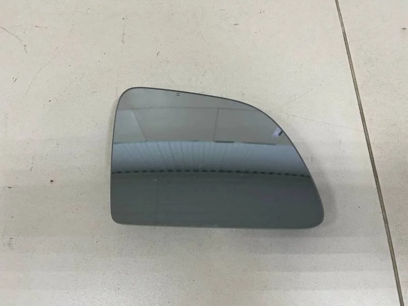 Стекло зеркала электрического правого Kia Rio 4 (FB) 2017>