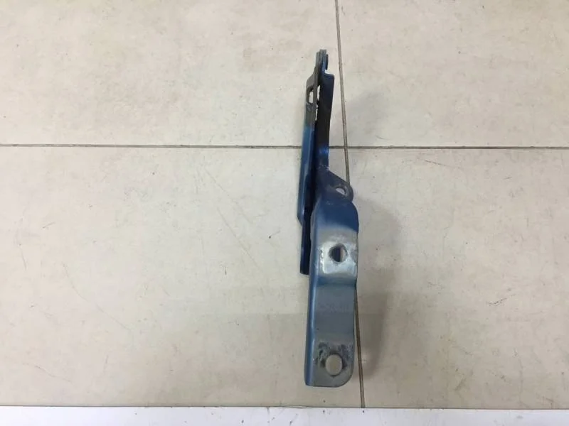 Петля капота правая Hyundai Solaris 2017>