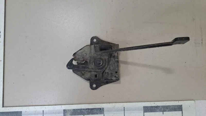 Замок капота Kia Sorento (BL, JC) 2002-2009